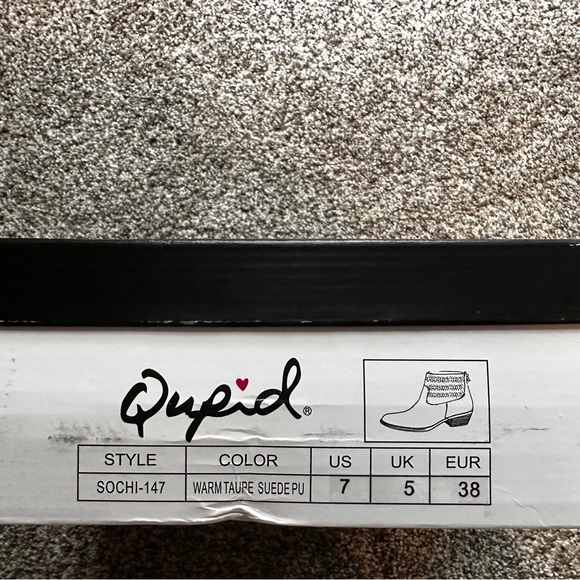 Quipid Braided Western Bootie Warm Taupe Suede Sochi size 7 Brand new - Picture 2 of 6